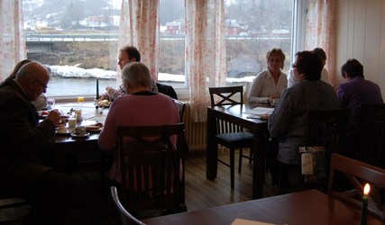 1 maifrokost på Bolme_1024x599