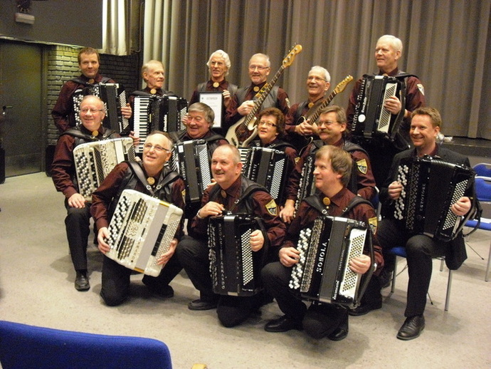 Orkdal Trekkspillklubb_700x525