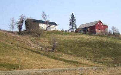 vaar mokkelgardsgrenda 7 Utigard Møkkelgård 450p