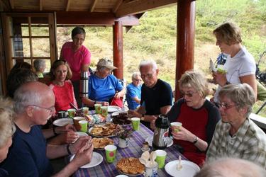 Lisbet bød på kaffe og -bakels