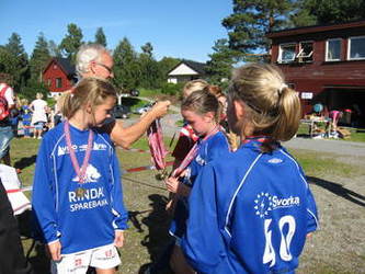 blåjenter&nbsp;rt_350x263