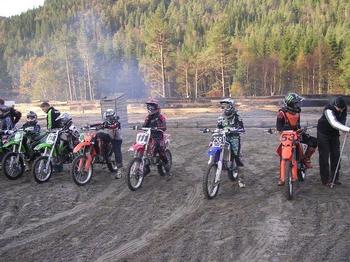 Motocross&nbsp;001_715x536