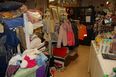 Inne i bruktbutik