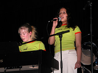 ukm 2004  09