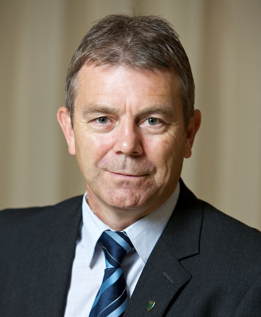 John Ole-B_U2K9821 (1)