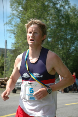 Bård Nonstad løp den tunge sisteetappen for førstelaget.