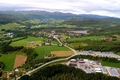 Foto av Rindal sentrum i fugleperspektiv fra den høytsvevende Pål Tore Sveen