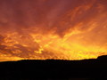 Solnedgang over Surnadal søndag kveld. (Klikk på bildet for større versjon) Foto: Bjørn Tore