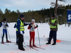Her starter  Jostein Lilleløkken (G12) på sine 2 km