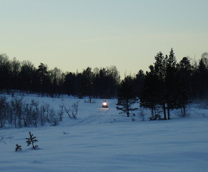 Snøskuter 2_cropped_-243x-592