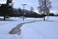 Mye vatn renner over alt - her fra Rinnvollen i Rindal. Heldigvis spås det mildvær framover. Foto: Willy