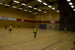 I Rindalshuset var det futsal i pausene.