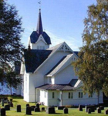 Stangvik kyrkje_350x378