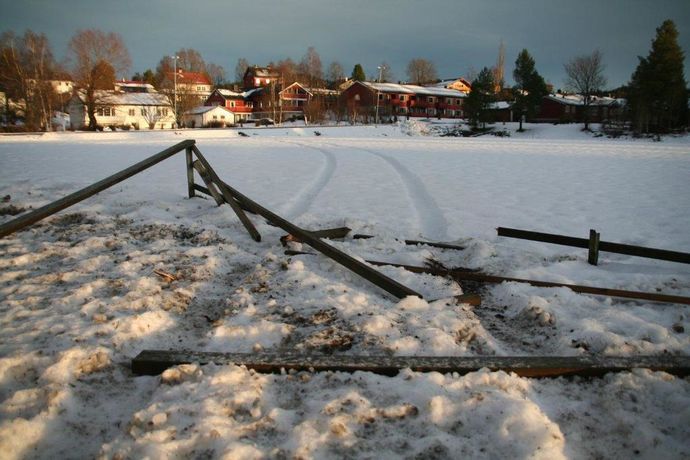 06 Avslutning med %E5 kj%F8re ned gjerdet_1024x682