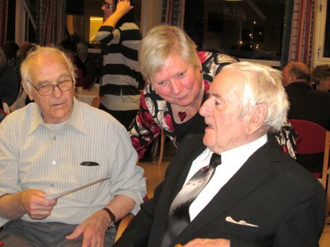 Magnus Romundstad og Peder Heggem i samtale med Ragnhild Stavne Bolme