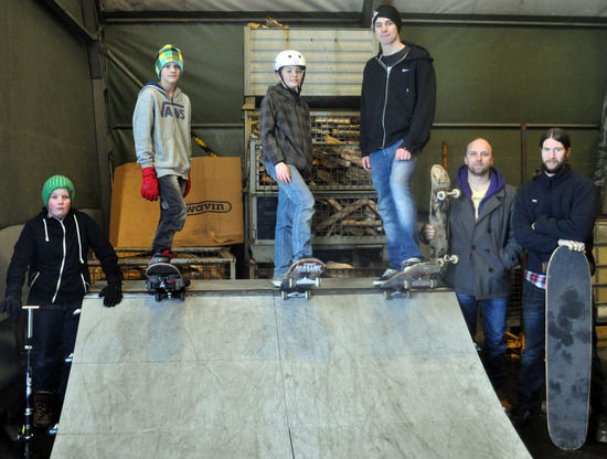 skatere oppstilt_550x416