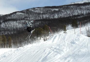 Hopp SAM_0748-001_715x477_cropped_371x259