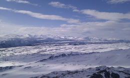 Nordmarka og Trollheimen i bakgrunn