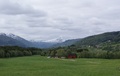 Voll. Skjølsvoll og Grytbakk i bak. Fjellet er Honnstadknyken.