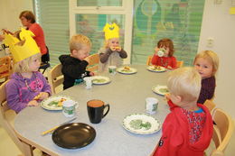 rundt bordet_1024x683
