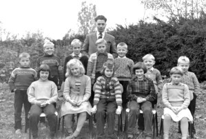 Løfall skole 1958-59 _300x202