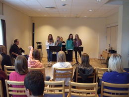 Emma, Kristine, Guro Beate og Ane framfører Kaffelag_1024x768