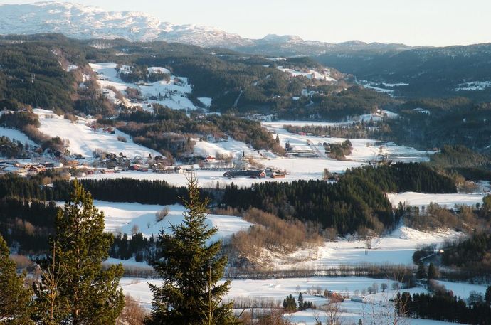 241112 vær sentrum og kirka_1024x678