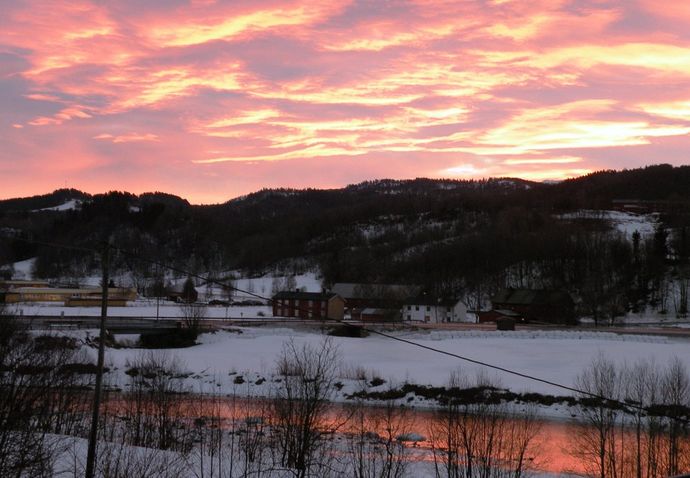 100113 vær Surna raud_1024x709