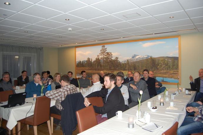 Frukostmøte 23