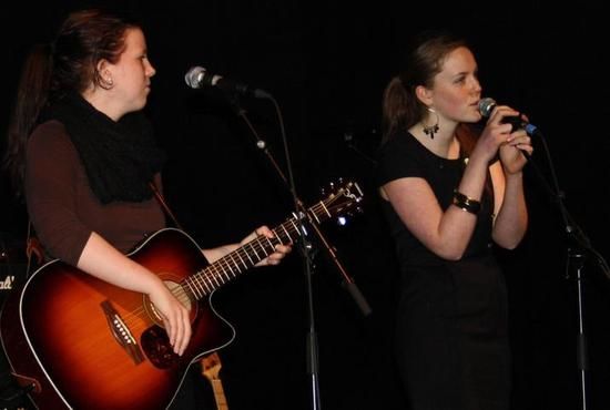 Duo_cropped_2368x2199_cropped_550x370