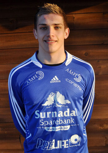 lars mogstad_350x494