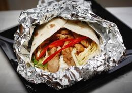 Wraps med marinert kylling