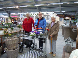 Gunvor Nordvik, Anne Lise Røe, Gerd Aarnes