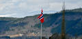 Det flagges for dagens konfirmanter! Foto: Mari Vattøy