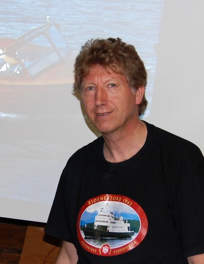 Terje Holm_400x518.jpg