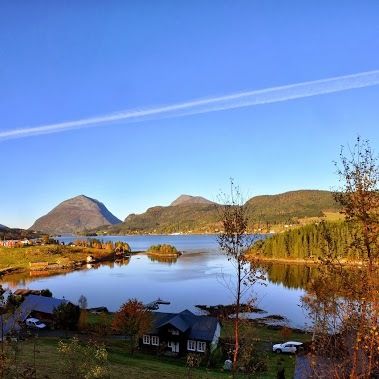 Stemning frå Skålvikfjorden 13