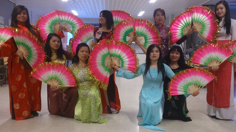 vilde av vietnamesiske dansere