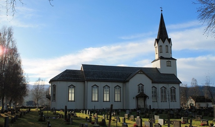 Rindal kirke 1 nov 2013_715x424