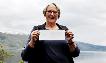 dordi skuggevik tande kongeinvitasjon cropped