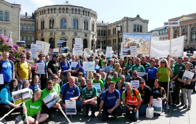 20140520 Foran Stortinget_690x437