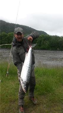 Jan Eide med laks 6,0 kg.jpg