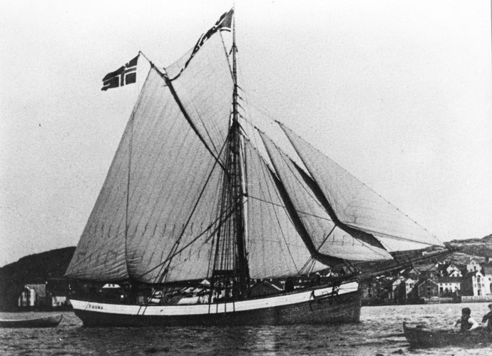 Tidekverv Jakta Fosna var sist bygde jakt på Nordmøre 1914_690x499.jpg