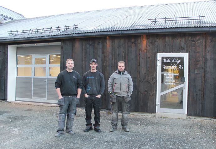 Romund Bakken, Lars Martin Kvam og Bård Bakken ute_690x474.jpg