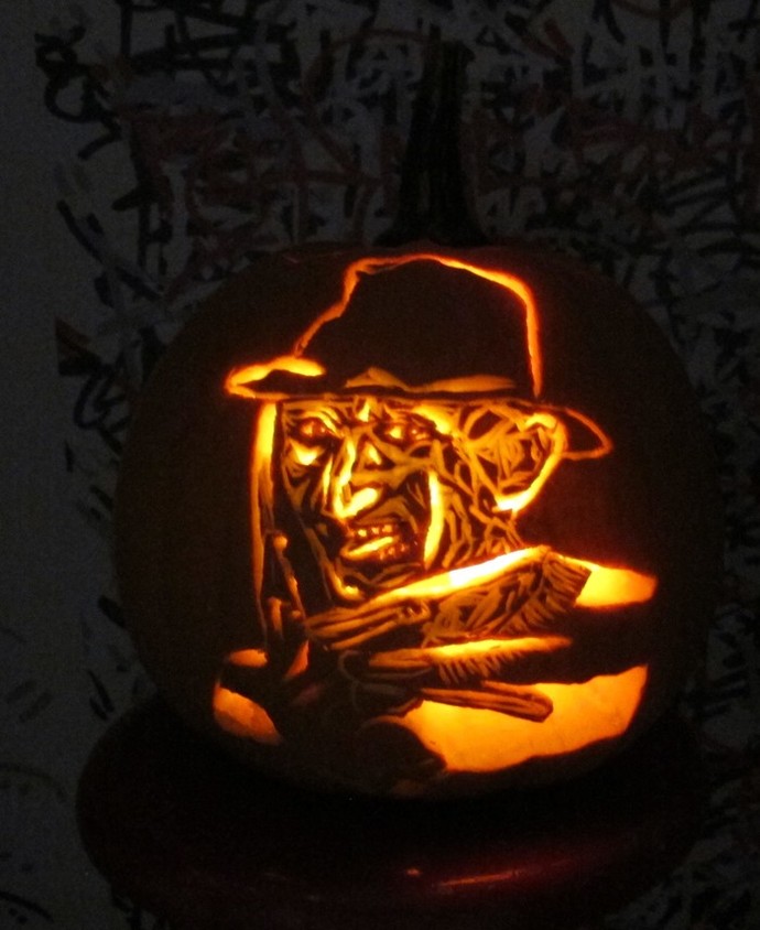 Inga Dalsegg gresskar Freddy Krueger_700x856