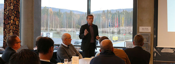 Reinert Seljeskog på næringsfrokosten. Reinert Seljeskog på næringsfrokosten.