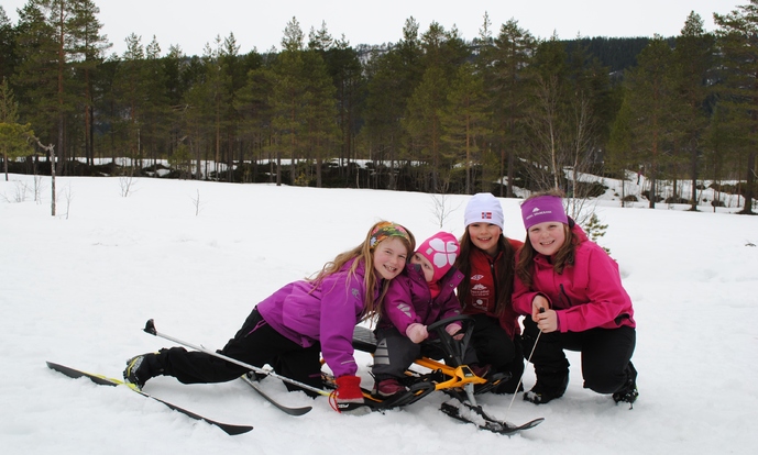 Kristi, Elise, Synne og Ingrid_690x414.jpg