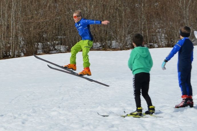 Artig 00 a HÅKON Bøklep_690x461