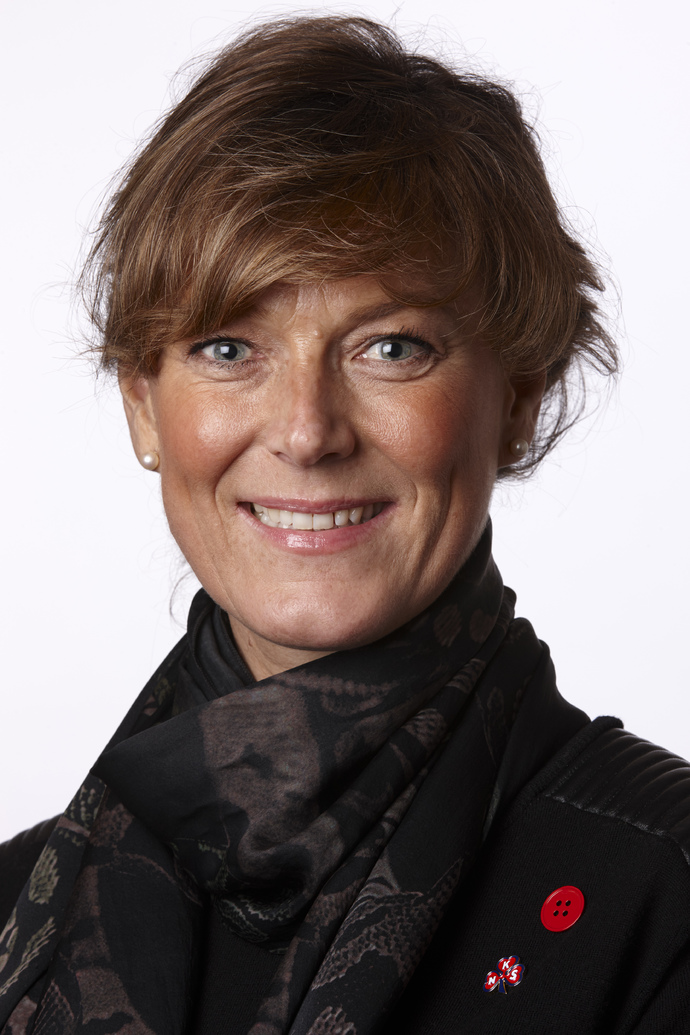 Grete Herlofson (5)_690x1035.jpg