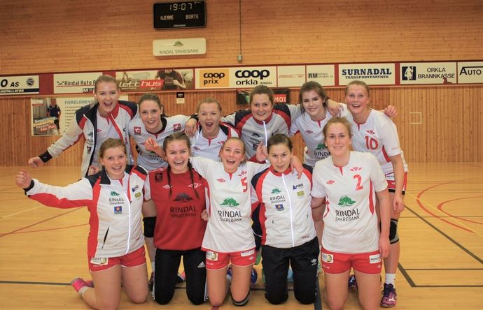 Rindal håndball damelag januar 2017 orig