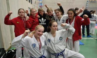 Surnadal TKD juniorer foto Iril Lervold